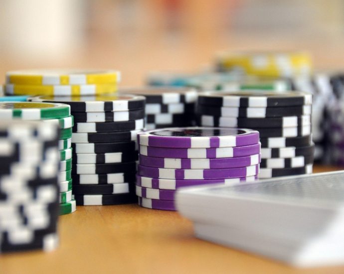 Master belajar poker position strategy malaysia